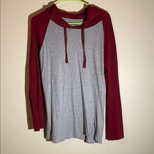 Get and red pull over shirt